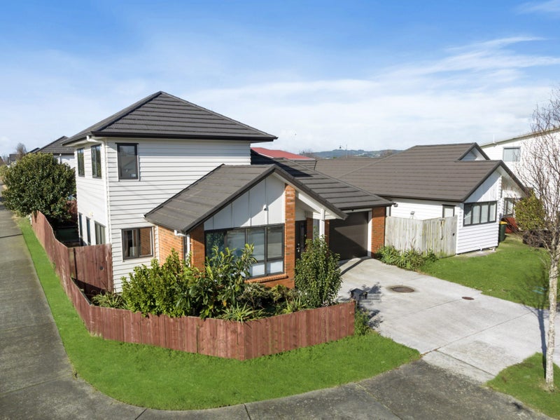 2 Takahe Avenue, Takanini, Auckland - Carousel 1