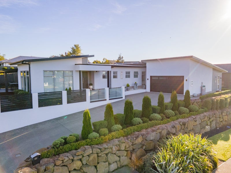 28 Meadowstone Street, Gleniti, Timaru - Carousel 1