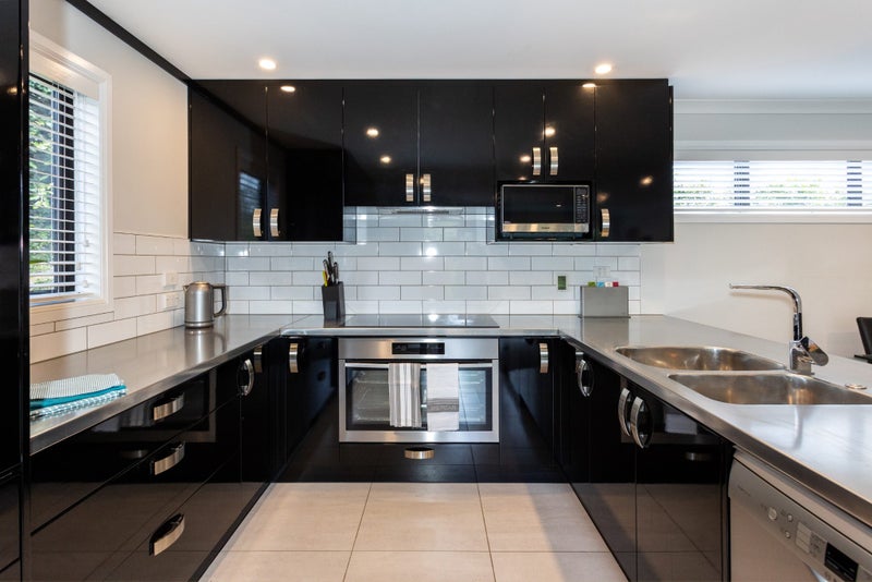 33C Seaside Avenue, Waterview, Auckland - Carousel 2