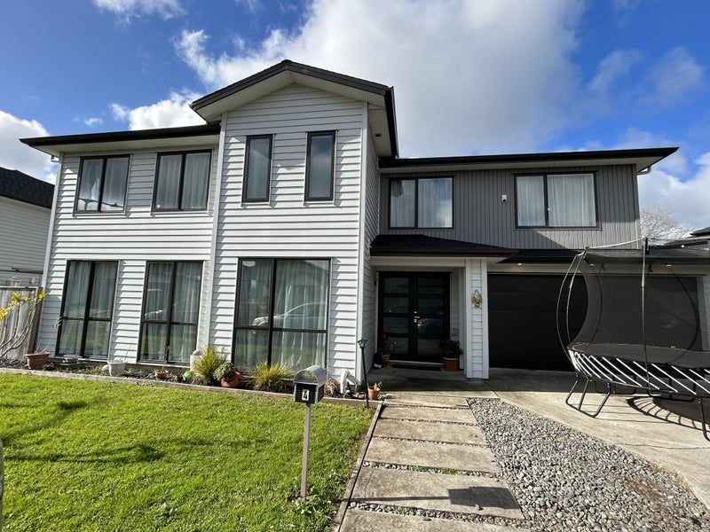 10 Creek Street, Sandspit, Warkworth - Carousel 1