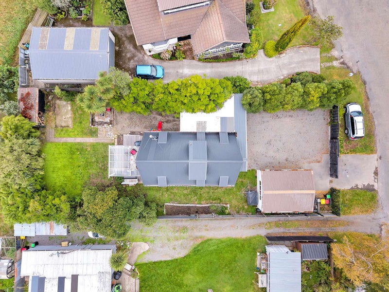 12 McKenzie Place, Waikuku Beach, Waikuku Beach - Carousel 2