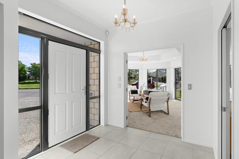 19 Bibiana Street, Aidanfield, Christchurch - Carousel 2