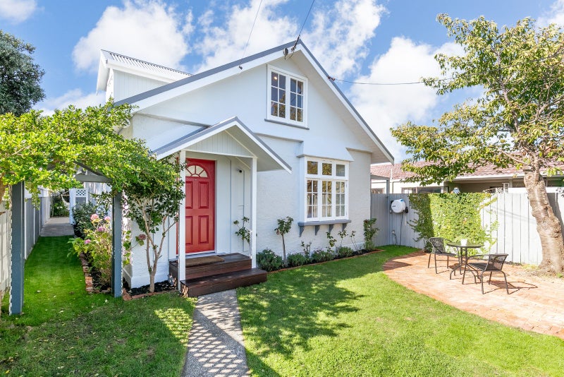 40 Aparima Avenue, Miramar, Wellington - Carousel 1