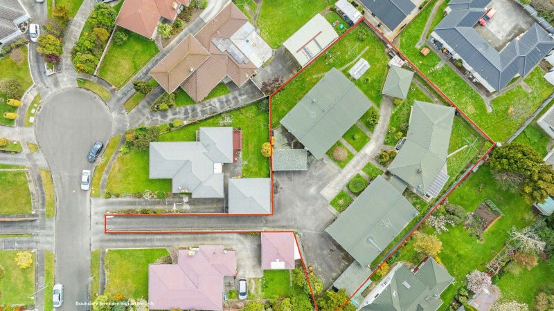 8 Lowestoft Place, West End, Palmerston North - Carousel 2