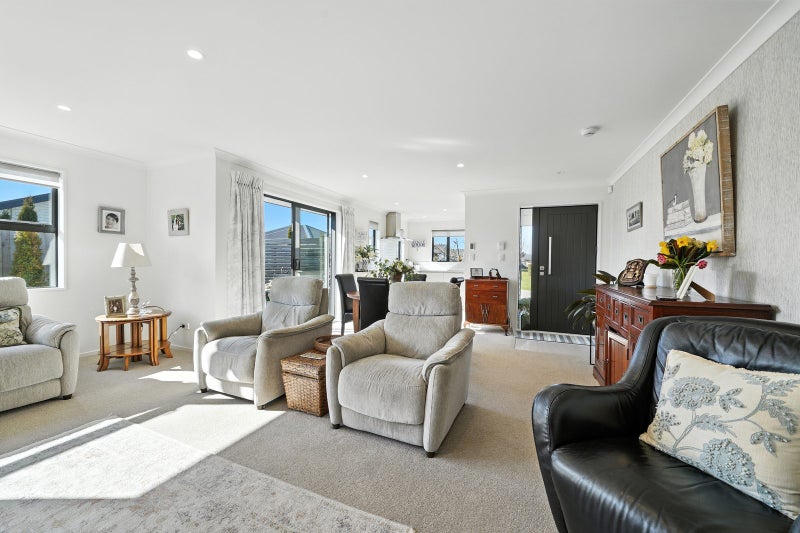 9 Tutton (Pvt) Mews, RANGIORA, Rangiora - Carousel 1