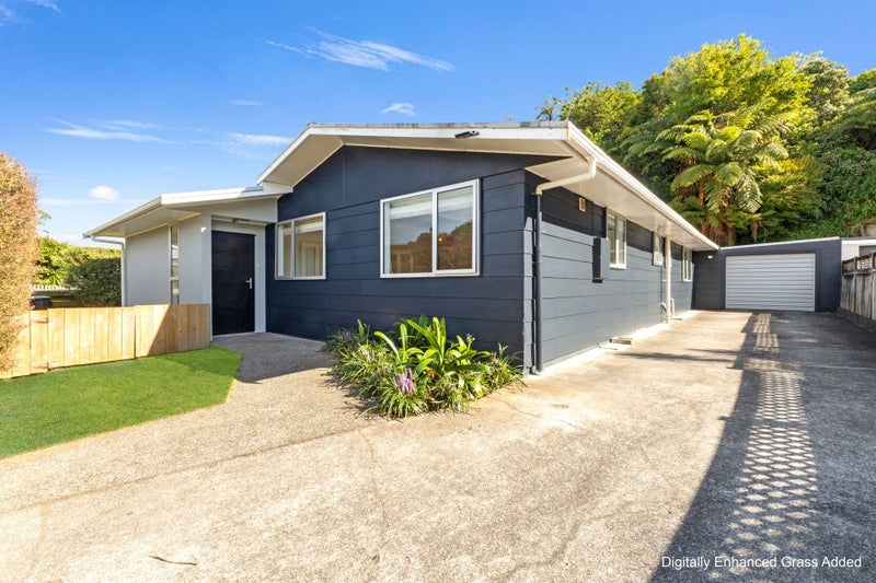 9 Ambury Place, Merrilands, New Plymouth - Carousel 1