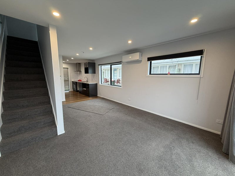 10/36 Camp Street, Heretaunga, Upper Hutt, Wellington - Carousel 2