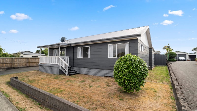 1/53 Rotokawa Street, Taupo - Carousel 1