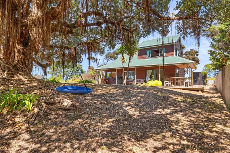 12 Moir Point Road, Mangawhai Heads, Mangawhai - Carousel 1
