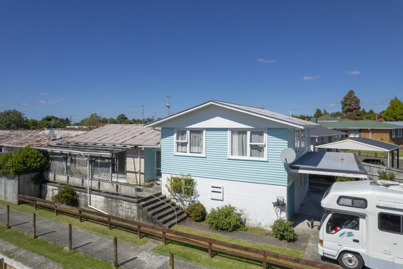 11A Barrow Place, Te Puke - Carousel 1