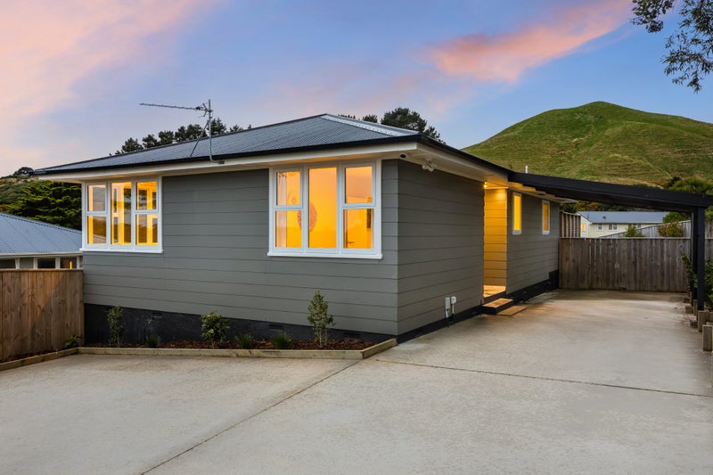 5 Kaituna Street, Waitangirua, Porirua - Carousel 1