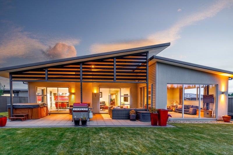 42 Briar Crescent, Alexandra, Alexandra - Carousel 1