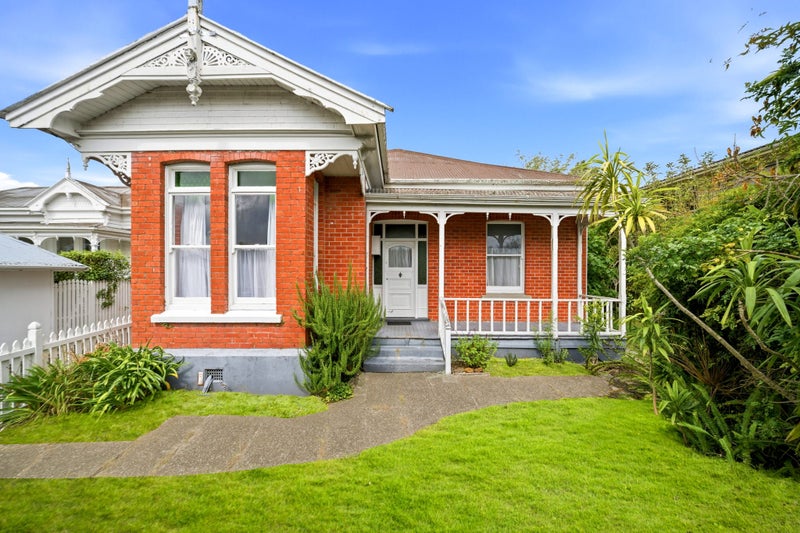 0 Queen Charlotte Sound, Snake Point - Carousel 1
