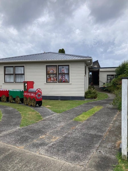 4 Margaret Place, Merrilands, New Plymouth - Carousel 2