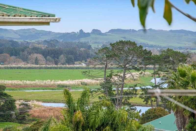 9 Hand Road, Helensville, Helensville - Carousel 2