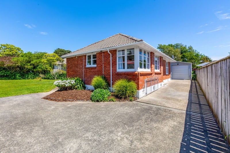 113 Mungavin Avenue, Ranui, Porirua - Carousel 1