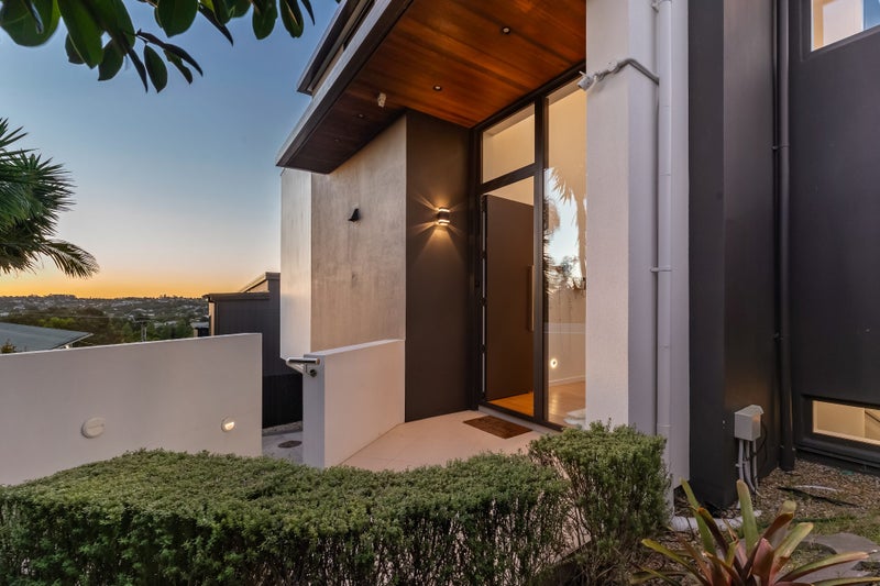 8C William Souter Street, Forrest Hill, Auckland - Carousel 1