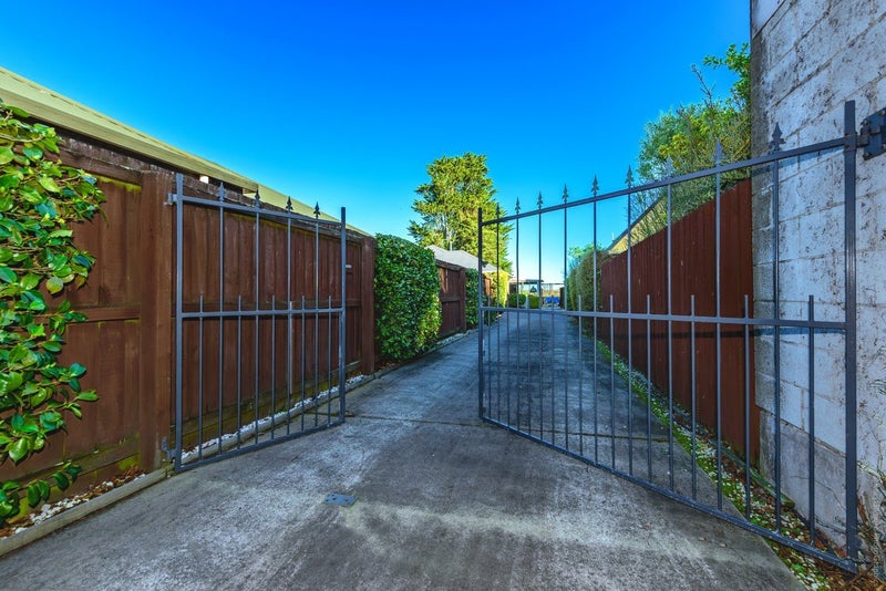 2/129 Halswell Junction Road, Halswell, Christchurch - Carousel 29