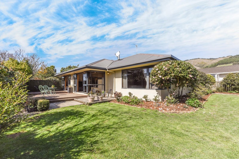 32 Rochfort Drive, Richmond - Carousel 1