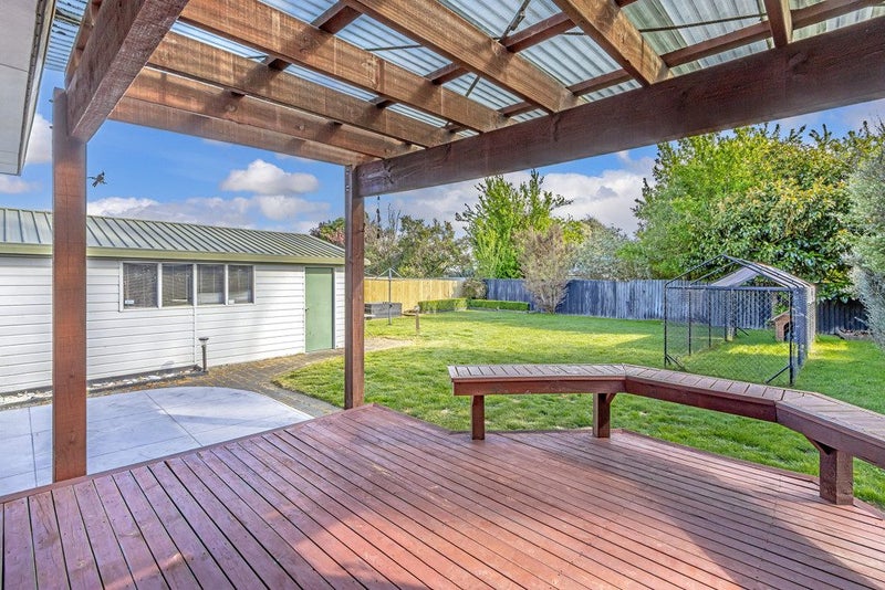 27 Momorangi Crescent, Redwood, Christchurch - Carousel 2
