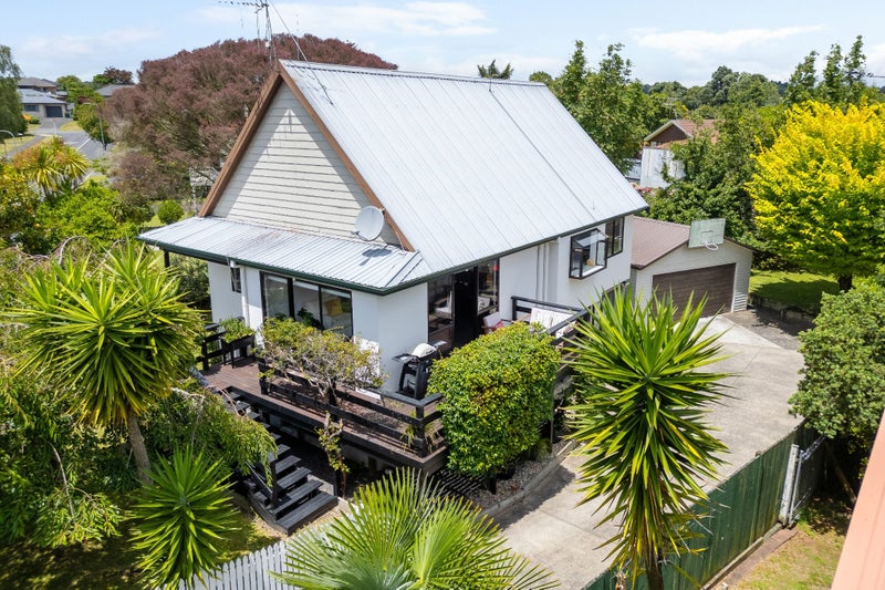 76 Pelorus Street, Glenview, Hamilton - Carousel 1