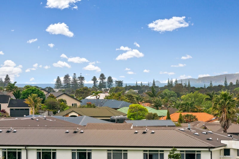 10 Bine Crescent, Orewa, Orewa - Carousel 19