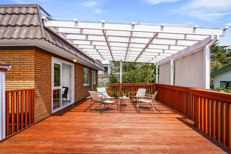 4/94 Lynwood Road, New Lynn, Auckland - Carousel 1