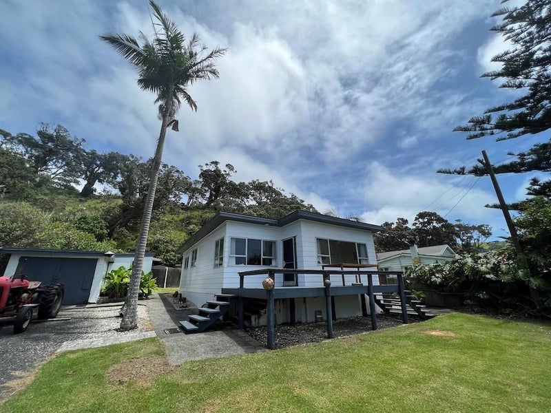221 Oakura Road, Ōakura, Hikurangi - Carousel 19