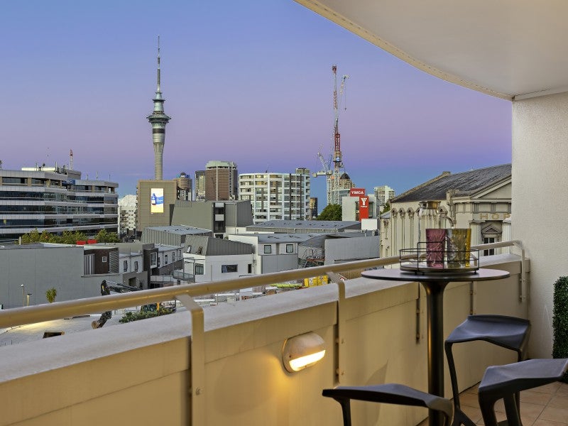 4D/22 Beresford Square, Auckland Central, Auckland - Carousel 1