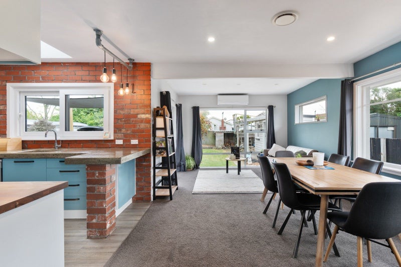 53 Evesham Crescent, Spreydon, Christchurch - Carousel 2