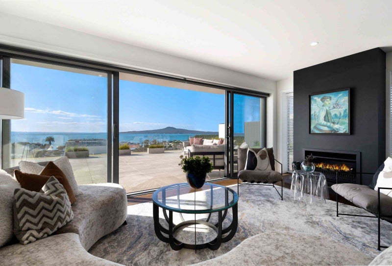 3/6 Keys Terrace, St Heliers, Auckland - Carousel 1