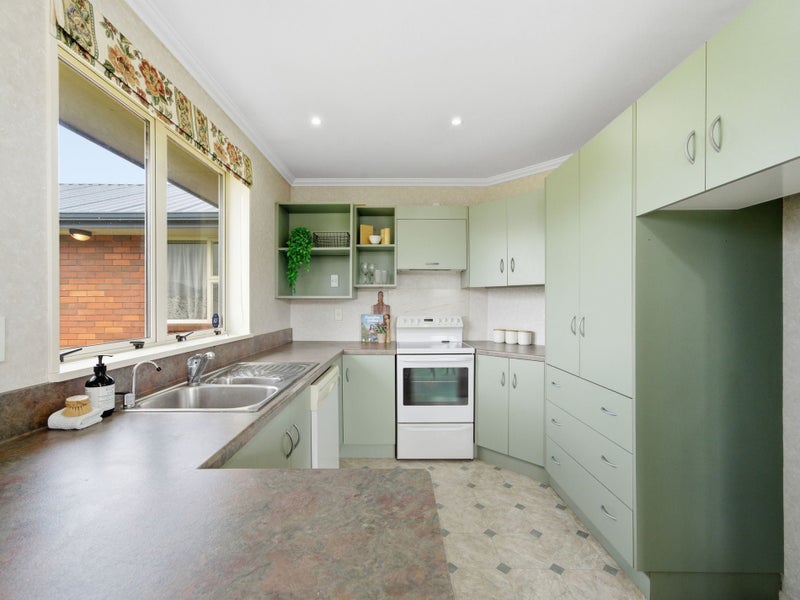 120 Newcastle Street, Windsor, Invercargill - Carousel 2