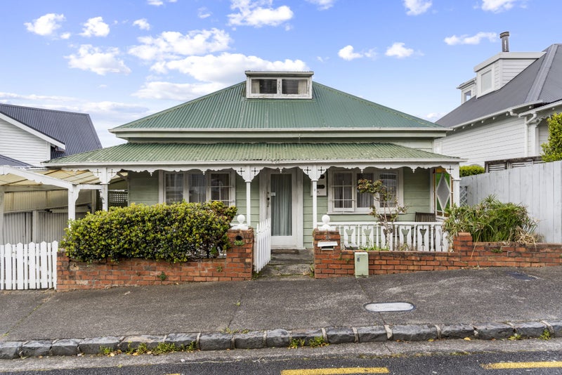 2 Percival Parade, Saint Marys Bay, Auckland - Carousel 1