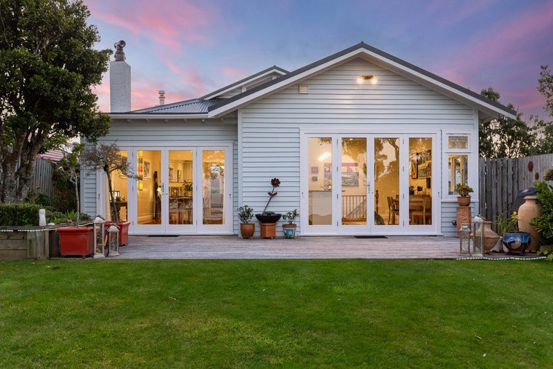 9 Putnam Street, Northland, Wellington - Carousel 1