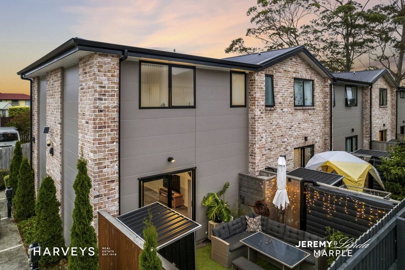 3/83 Vodanovich Road, Te Atatu South, Auckland - Carousel 1