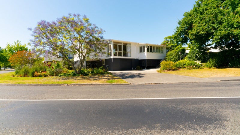 18 McHardy Street, Havelock North, Havelock North - Carousel 28