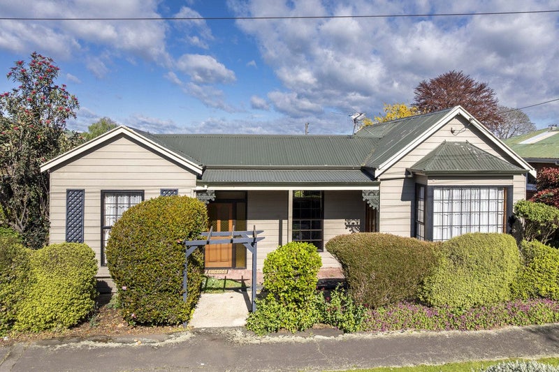 6 Queen Street, Mosgiel, Mosgiel - Carousel 1