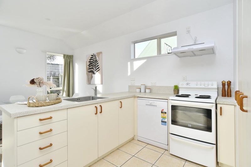 35A Larch Place, Casebrook, Christchurch - Carousel 2