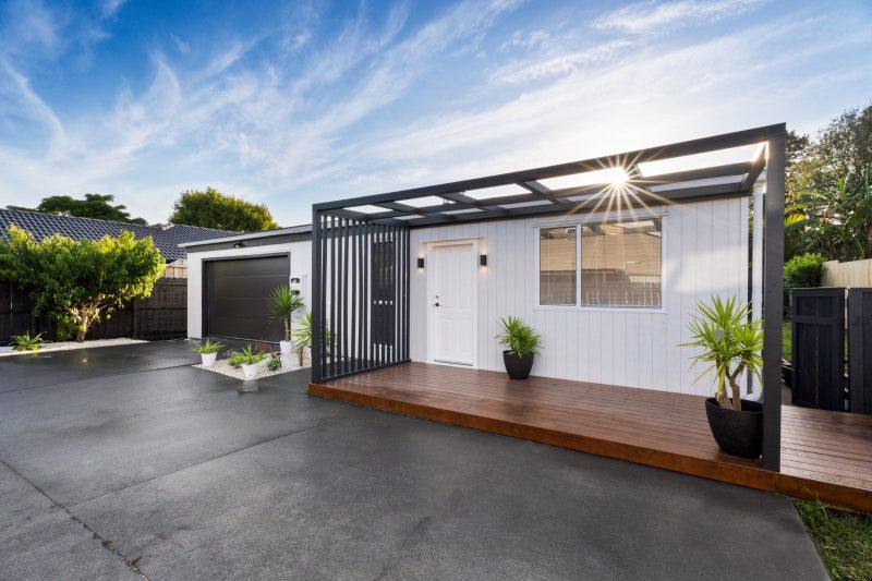 99A Rockfield Road, Penrose, Auckland - Carousel 1