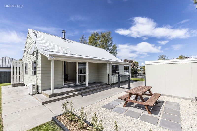 8 Thorne Place, Rangiora, Rangiora - Carousel 1