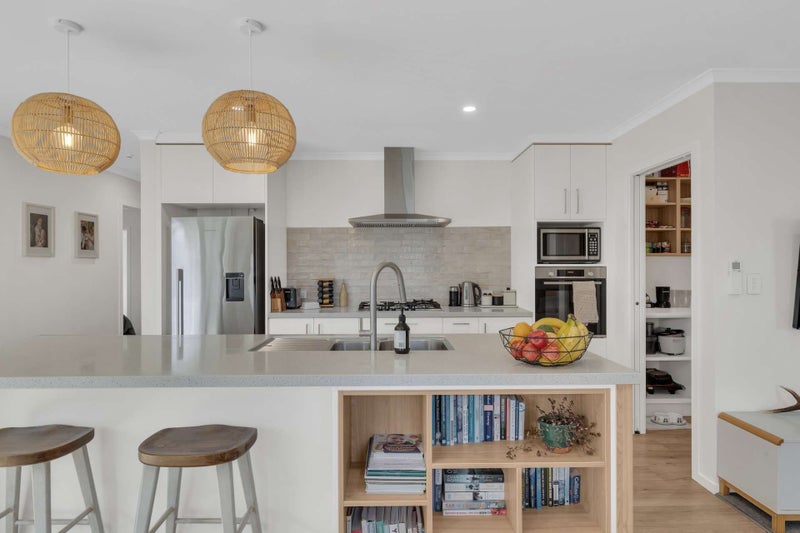 7 Thomas Way, Brightwater, Brightwater - Carousel 2