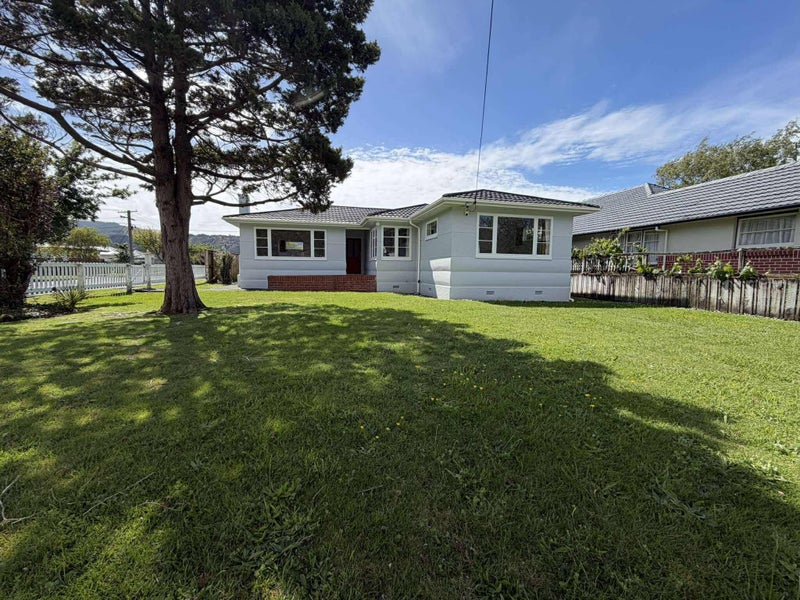 33 John Street, Trentham, Upper Hutt - Carousel 1