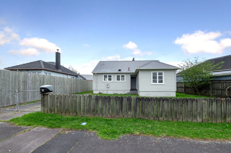 21 Miller Street, Glenholme, Rotorua - Carousel 1