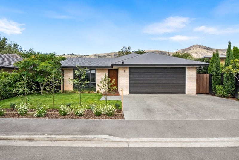 4 Fredrica Lane, Heathcote Valley, Christchurch - Carousel 1
