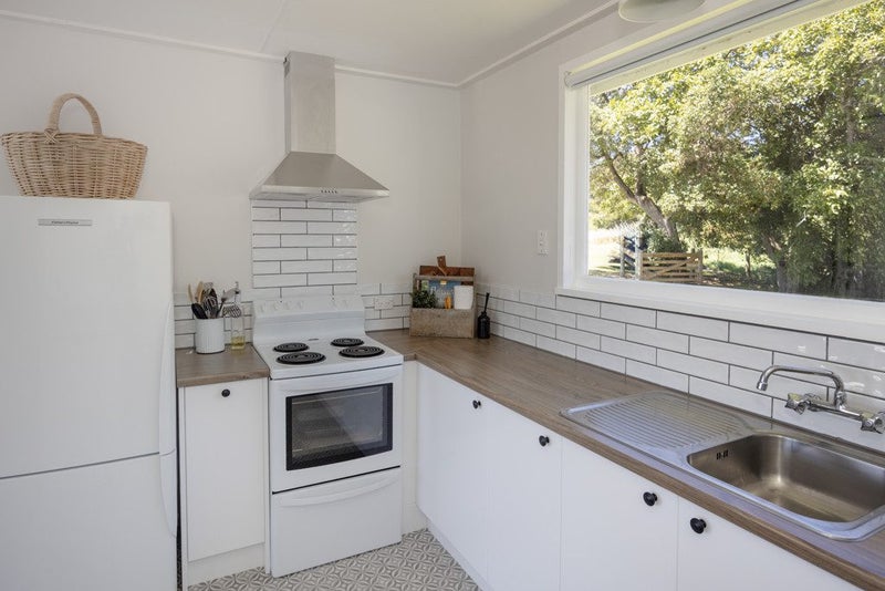6 Bride Street, Moeraki, Moeraki - Carousel 2