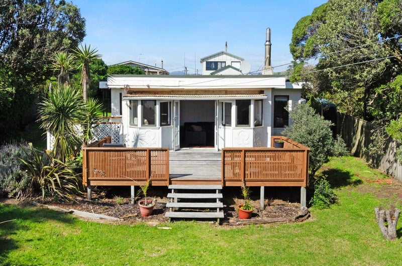 36 Dixie Street, Te Horo Beach - Carousel 1