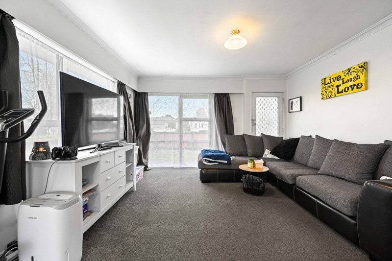 167A Galloway Street, Hamilton East, Hamilton - Carousel 2