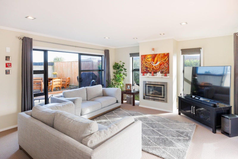 65A Rosalie Terrace, Kelvin Grove, Palmerston North - Carousel 2