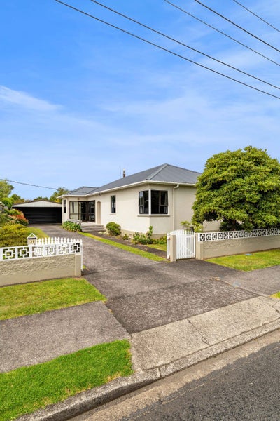 39 Lismore Street, Strandon, New Plymouth - Carousel 1
