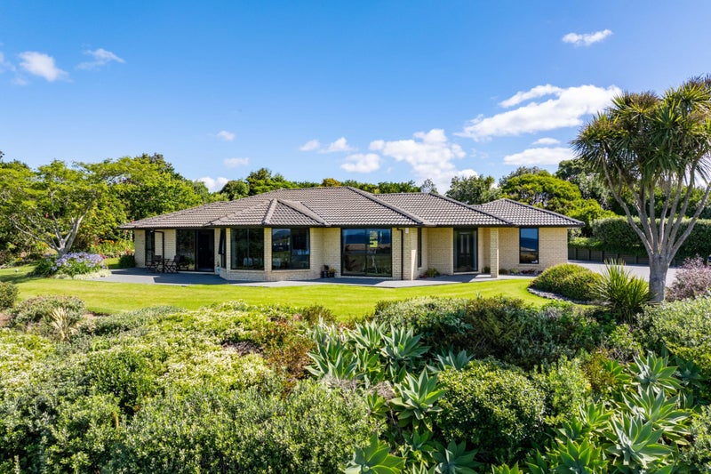 25 McLean Road, Waipu, Waipu - Carousel 2